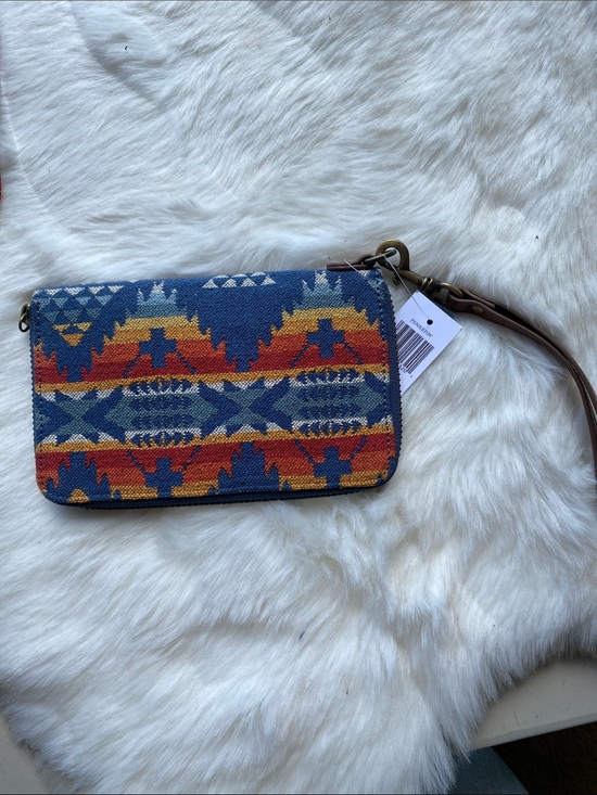 Pendleton Handbags - Pendleton Navy Multicolor Aztec Wristlet Wallet